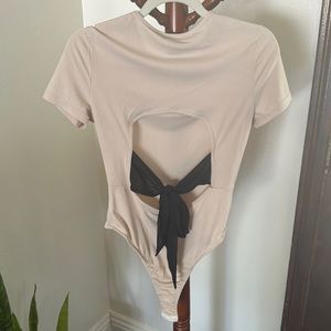 Bow back bodysuit